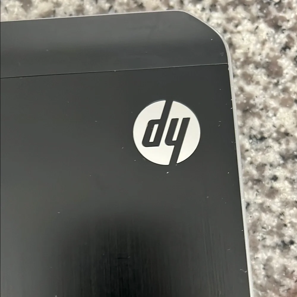 HP Black Laptop Beats Audio (needs fixing)